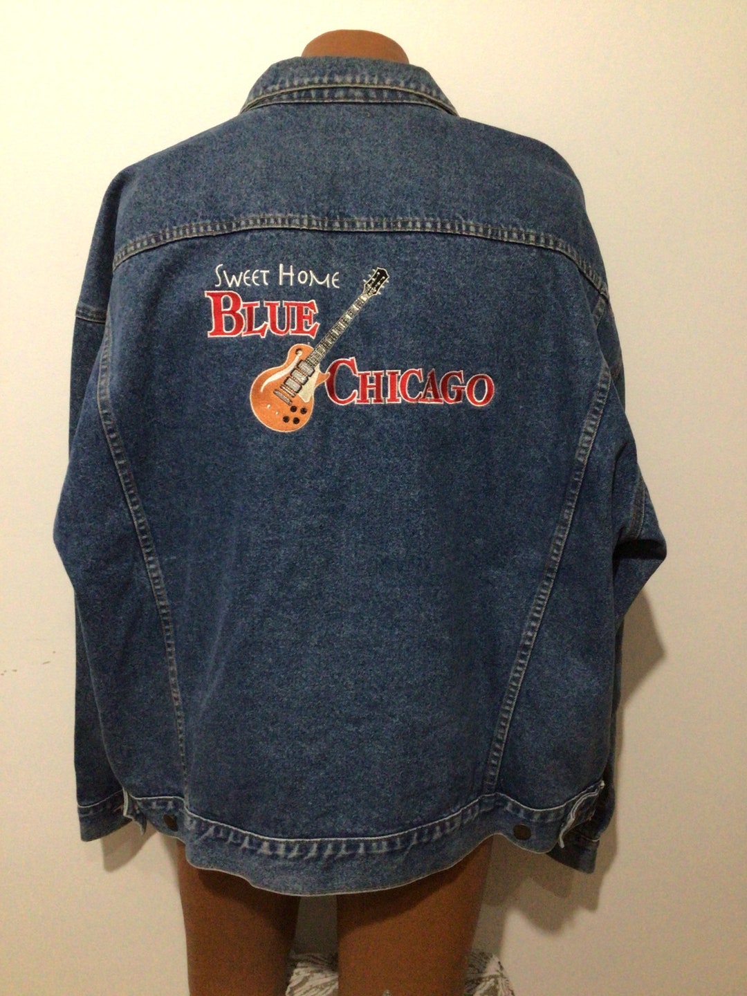 JACKET WITH SLEEVE CUT OUT DETAIL NOTES FROM THE BLUE ROOM