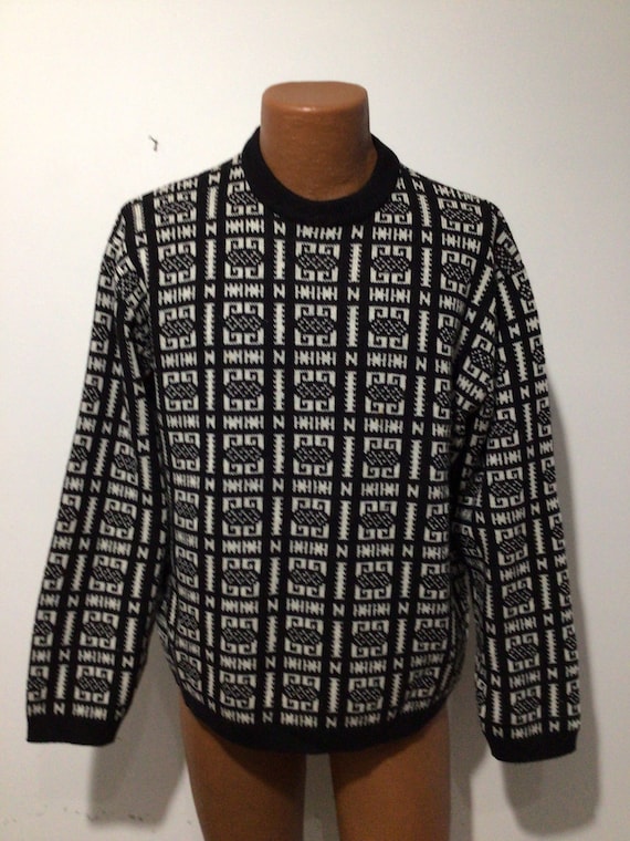Vintage 1980s men’s Jantzen pullover sweater. Bla… - image 1