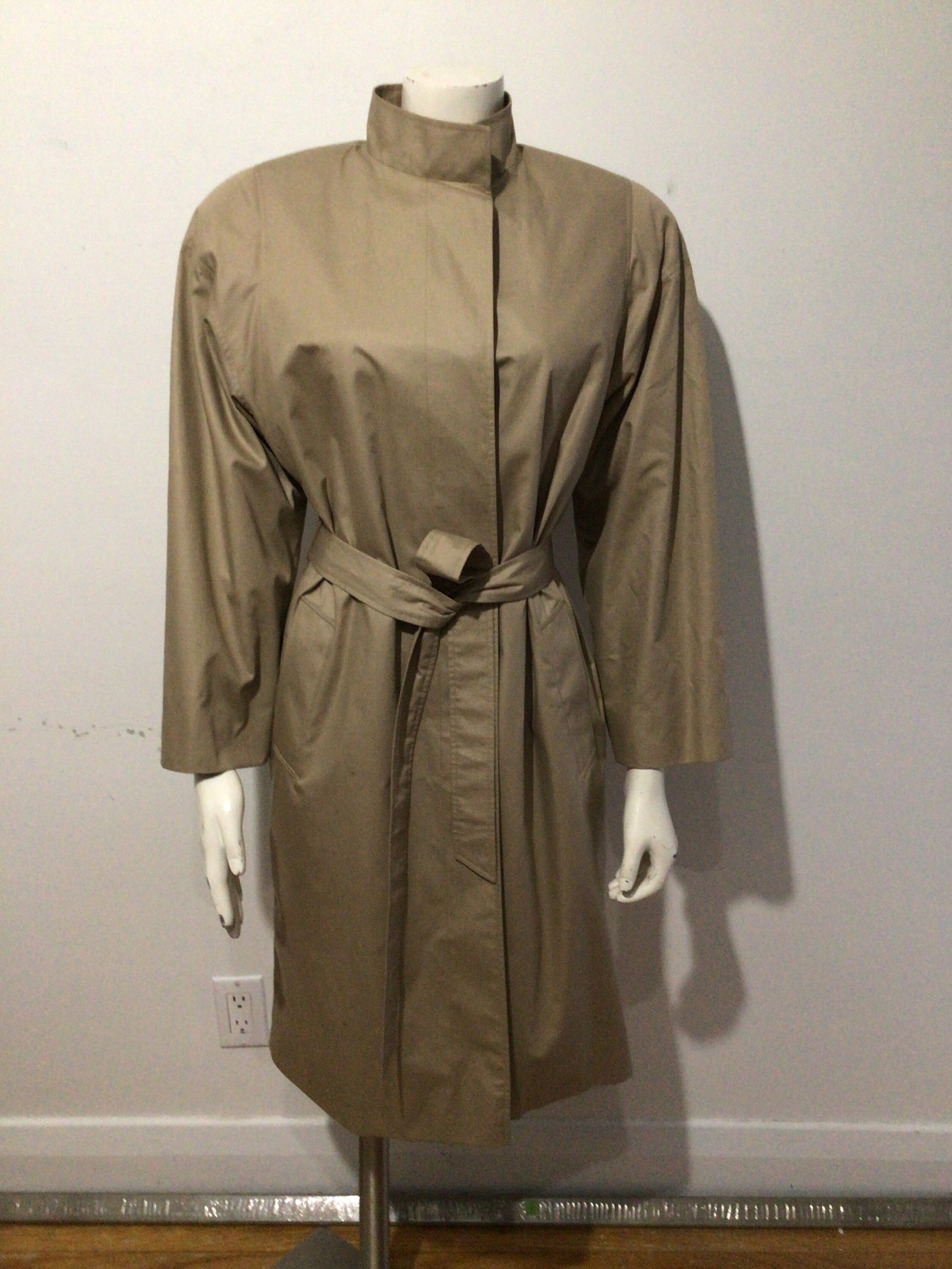 Aquascutum Ladies Coats Vintage 80s Aquascutum Woman's Trench