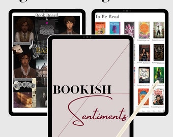 Puede incluir: Diario de lectura digital en una tableta, con secciones "Book Board" y "To Be Read". La tableta central muestra "Bookish Sentiments" en escritura burdeos. Un lápiz óptico está presente, sugiriendo la toma de notas digital.