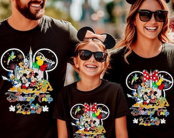 Koszulki rodzinne Disney Matching, spersonalizowana wycieczka Disney 2026, spersonalizowana koszulka Disneyland, koszulki Disneyworld Mickey Minnie, koszulka Disney Castle