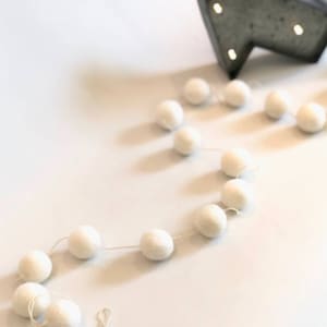 White Felt Ball Garland (5-Foot), Ivory Snow White Garland, Felt Mantel and Christmas Tree Wool Pom Pom Garland, Felt Bunting Banner