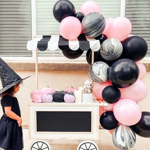 Pastel Pink Halloween Balloon Arch Kit with Black and Marble Balloons, Modern Halloween Backdrop Balloon Garland Kit, Halloween Party Decor