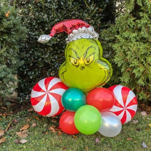 The Grinch Christmas Balloon Bouquet Kit, Merry Grinchmas, Red and Green Christmas Balloon Centerpiece Kit, Grinchmas Party Decorations