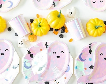Iryzujące talerze na Halloween z duchami, różowa dekoracja na imprezę, zestaw 8 szt.