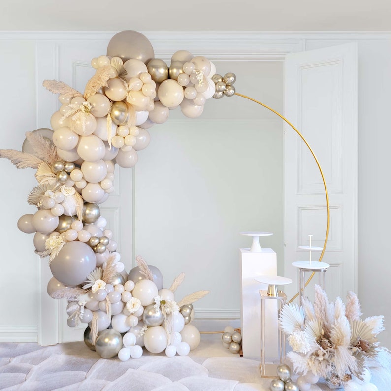 boho chic balloon garland