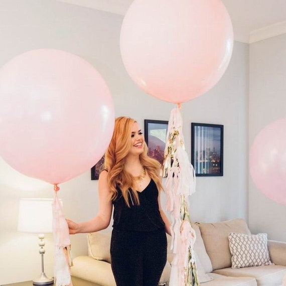 TASSEL PALE PINK TASSEL PALE PINK