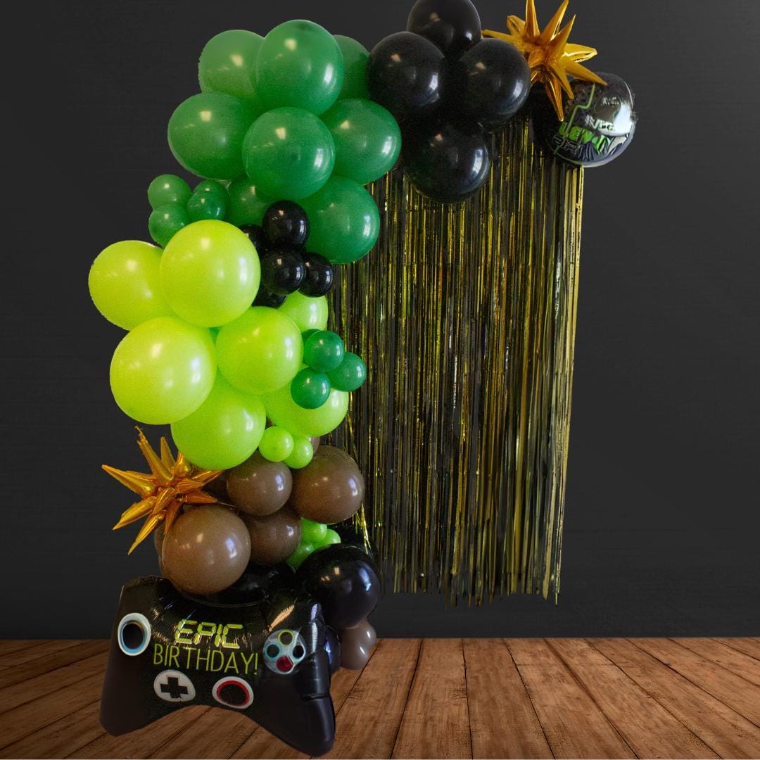 Level Up Gamer Balloon Garland