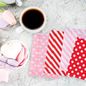 Red, Pink, White Paper Treat Bags, Small Paper Gift Bags, Set of 12 Disposable Treat Bags, Valentine&#39;s Party Supplies, Cookie or Favor Bags