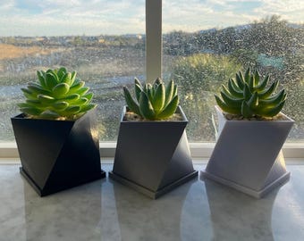 Square Twist Succulent Planter Pot With Drainage Holes