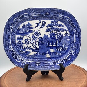 Blue Willow Platter, Allertons Ltd Staffordshire England Transferware