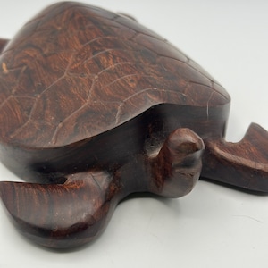 Vintage 1970s, Ironwood Carved Sea Turtle, Carved Wood, Mid Century, Retro Wood, Turtle Figurines, MCM Turtle, Lucky Turtle, Retro Vibe