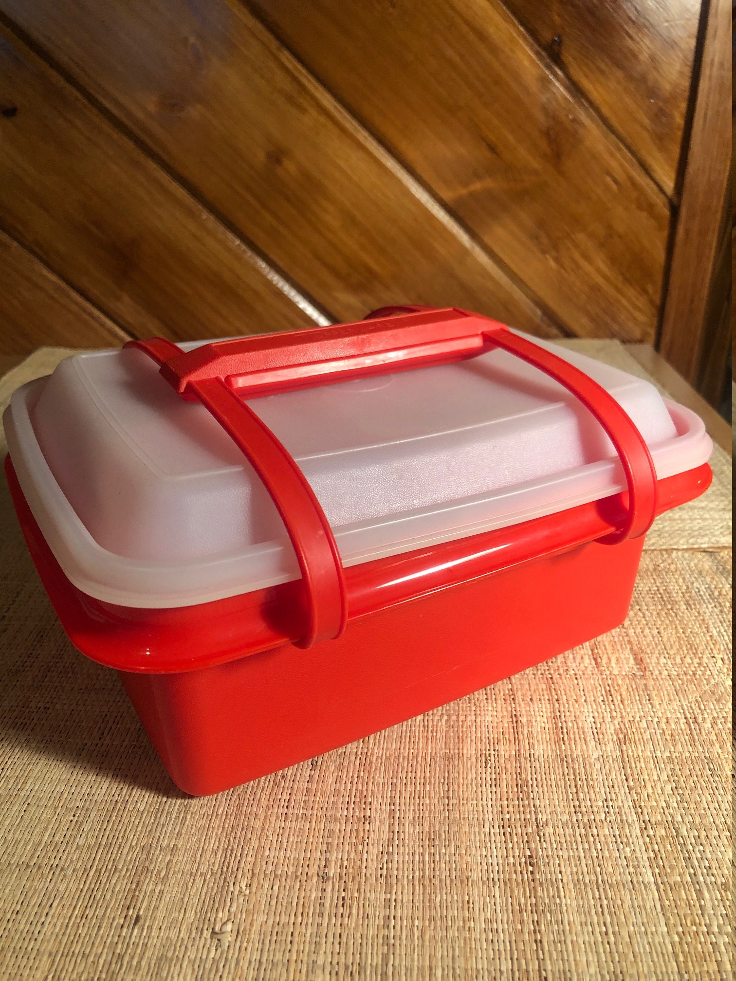 Tupperware India Kid's Divided Dish. Available at 40% discount. Tupperware  tiffins