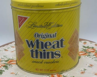 Lata vintage de galletas Wheat Thins de 1987, edición limitada, para almacenamiento en la cocina.