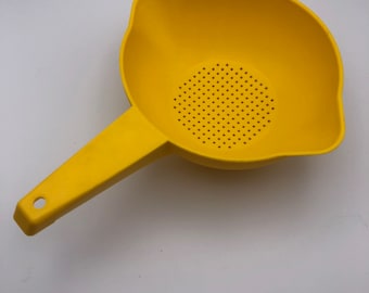 Vintage 1970s, Tupperware Colander, Strainer, Bright Yellow, 1 Quart, Vintage Tupperware, Retro Tupperware, Use Daily, 1200-1, Sunny Yellow