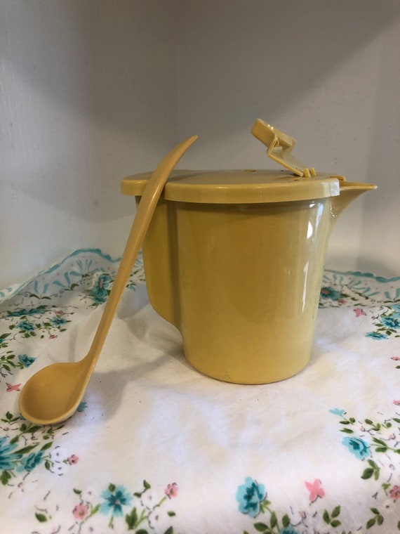 Assorted Vintage Tupperware, Flour/sugar, Scoop, Creamer W/ Sugar Spoon,  Spice Container, Egg Separator, Retro Tupperware 