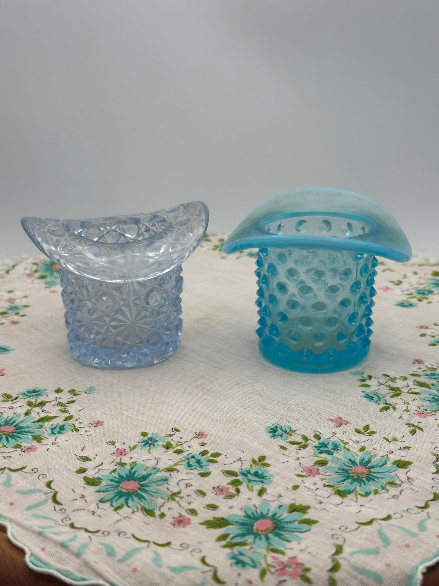 1940年代 Fentonフェントン フタ付きキャンディディッシュ Fenton Opalescent Daisy - Etsy