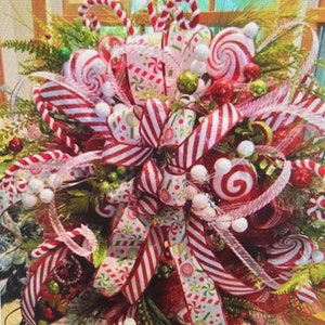 Updated photos ! all four corners free shipping Stunning centerpiece Candy Cane dreams red white & whimsical Also can be a wreath