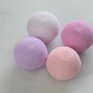 2pc Large Bath Bomb Gift Set / Lavender / Aromatherapy / Self-Care / Spa Gift / Aromatherapy Bath Bombs