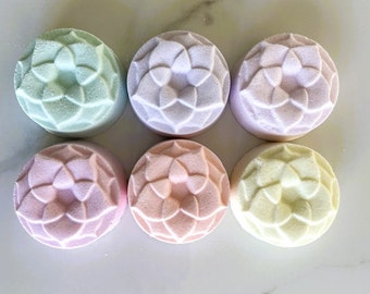 Aromatherapy Shower Steamers / Shower Fizzies / Shower Melts / Shower Fizzy / Spa Shower Soothers / Shower Bombs / Shower Tablets / 4pc set