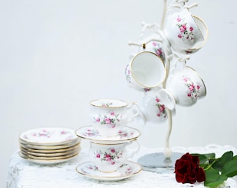 Elizabethan Bone China Tea Set: Roses, Gold Trim, Vintage English Porcelain