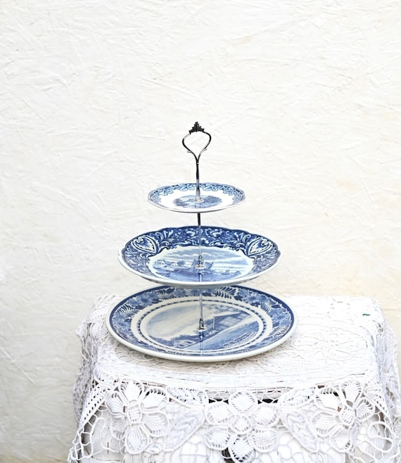 Vintage Delft Blaue Porzellan Etagere mit 3 Etagen