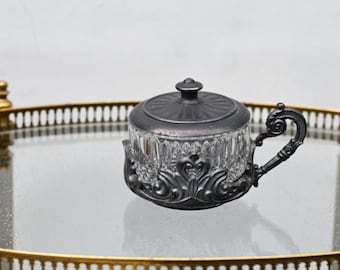 Antieke kristallen glas en tinnen sukerschaal – ビンテージ スイカーポットとハンドバットの出会い