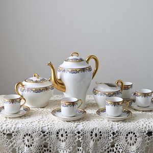 Vintage Limoges coffee set, Elegant set, made in France, set of tea/coffee set for 5 people, chic antique coffee set.