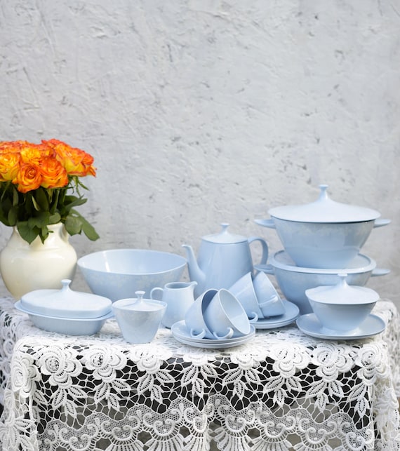 Vintage Royal Sphinx Maastricht Tea Set: 'wingerd' Blue Dinnerware