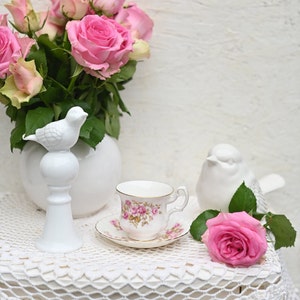 Vintage. Royal Albert Tea cup and saucer. beautiful cup decorated with beautiful pink roses.