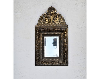 Antiker holländischer Kupfer Wandschrank mit abgeschrägtem Spiegel, geschnitzte Aufbewahrung für Kleiderbürsten (voll komplett) in perfektem Zustand!!