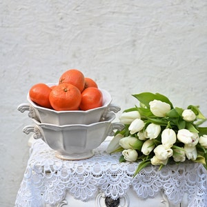 Vintage set of 2 beautiful flower pots, fruit bowl or vases!! PTMD collection.