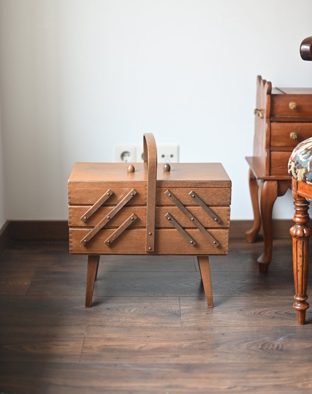 Vintage Large Cantilevered Sewing Box Vintage Sewing Basket Etsy