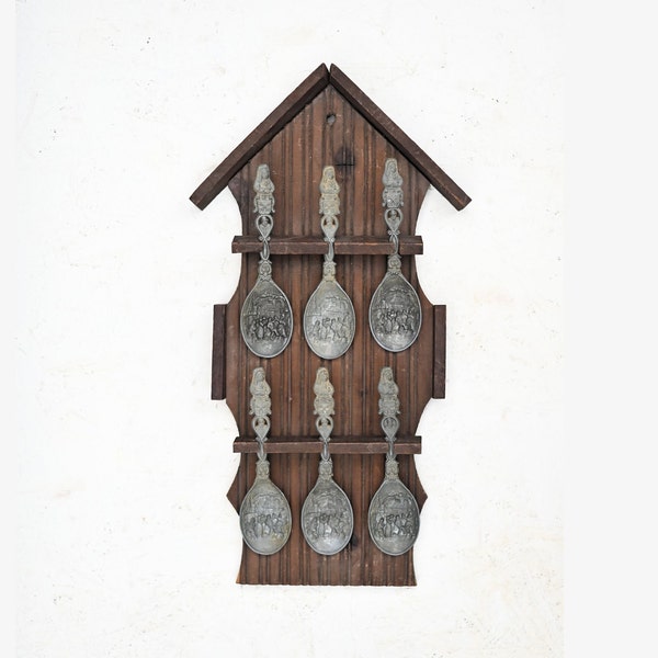 vintage houten lepelrek avec lepels, ensemble de 6 lepels, rustiek, keukendecor. Hollandse tinnen lepels, Wanddecoratie.