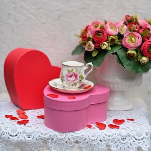 Valentine&#39;s day gift!! Beautiful cup from Royal Albert, American beauty, pink rose demitasse cup and saucer .