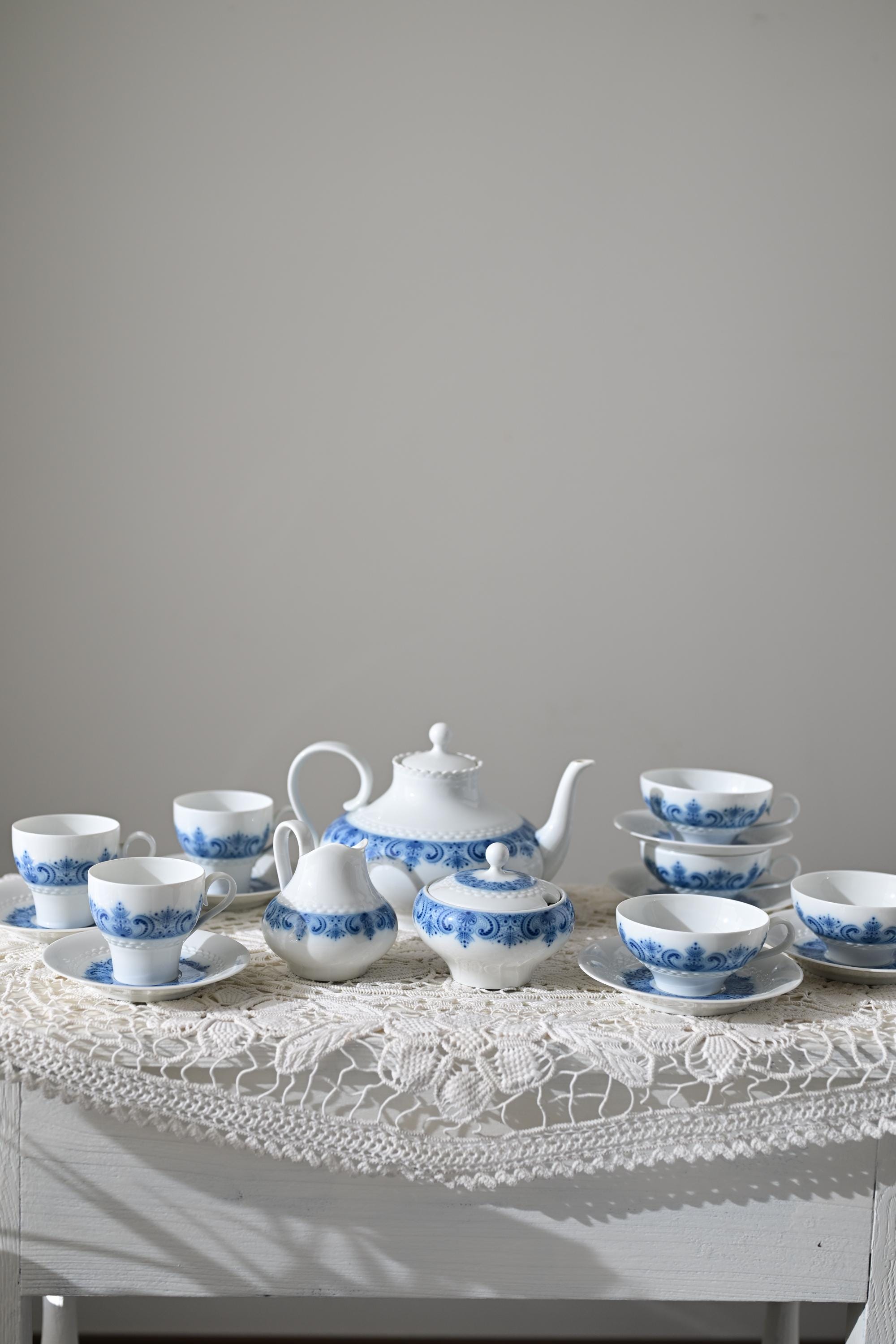 Vintage Hutschenreuther 1838 Tirschenreuth Genuine Cobalt Coffee