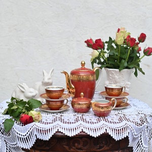 Antique Porcelain Coffee / Tea Set, Gold-coloured Decoration Bavaria Germany. very unique set!! Great gift for the upcoming holidays.