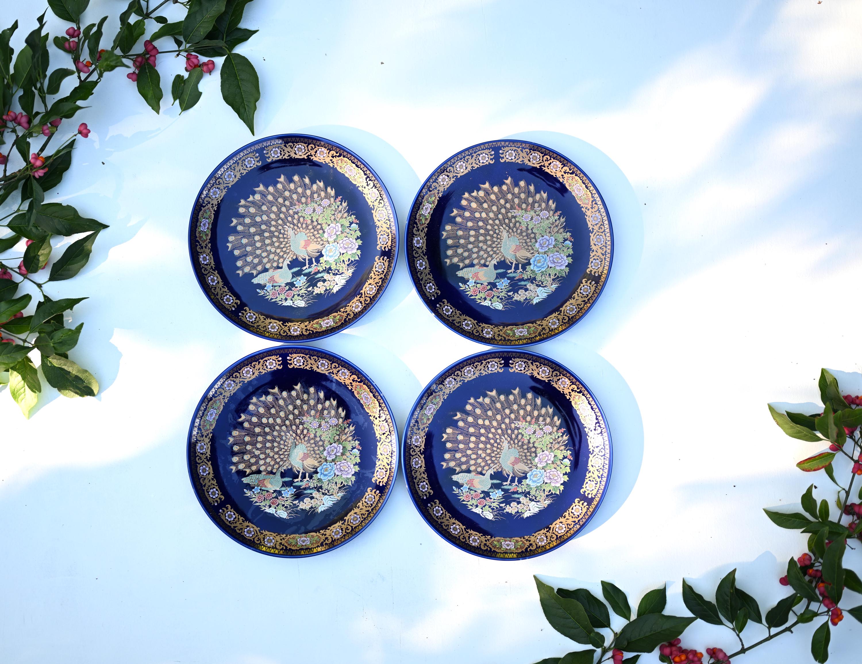Assiette Taous en porcelaine de Chine de 1976 originale - Arts de la table