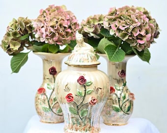 Juego de jarrones antiguos H. Bequet: urna y jarrones florales pintados a mano