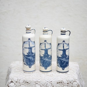 Vintage set of 3 Delft Blue Bottle - Bottle Z.O. Genever, Holland.