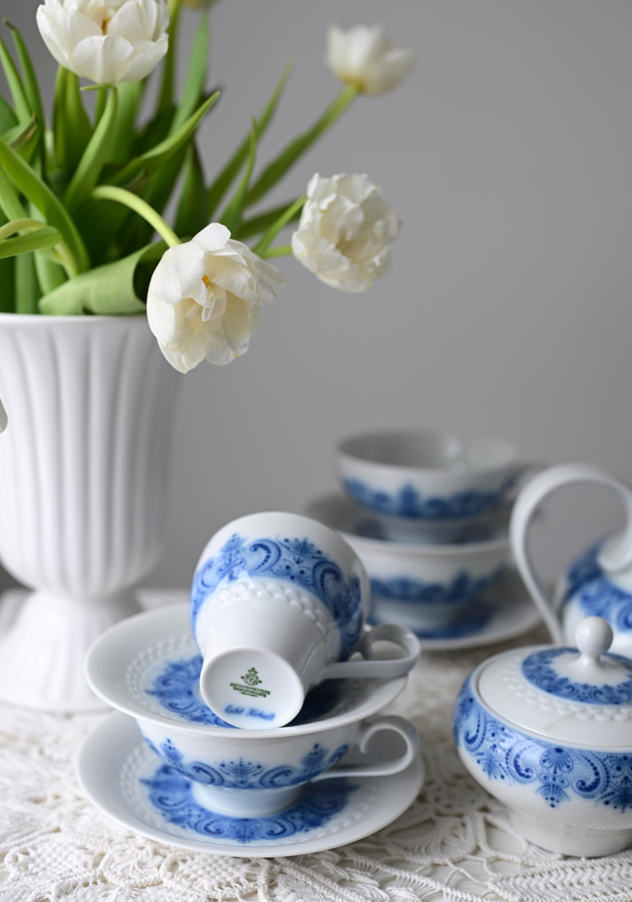 ドイツ製 Hutschenreuther 美しいfleur❁大きなスーピエール Vintage Hutschenreuther 1838 Tirschenreuth Genuine Cobalt Coffee