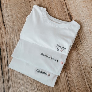 T-shirt Personalized T-shirt, embroidered with Text/first name of your choice image 2