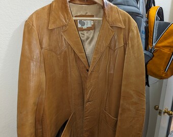 Blouson en cuir doux et souple à réutiliser/créer.