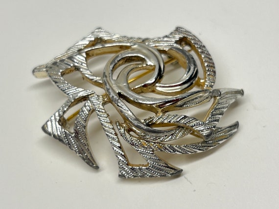 Vintage Flower Brooch Silver Tone Pin - image 2