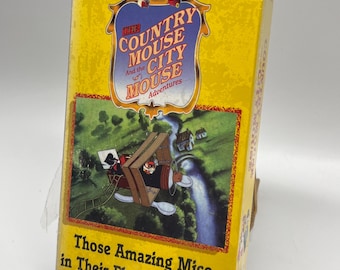 Amazon.co.jp: The CountryマウスとマウスのCity Adventures