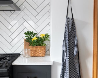Tablier de chef ajustable : coton géométrique noir et blanc