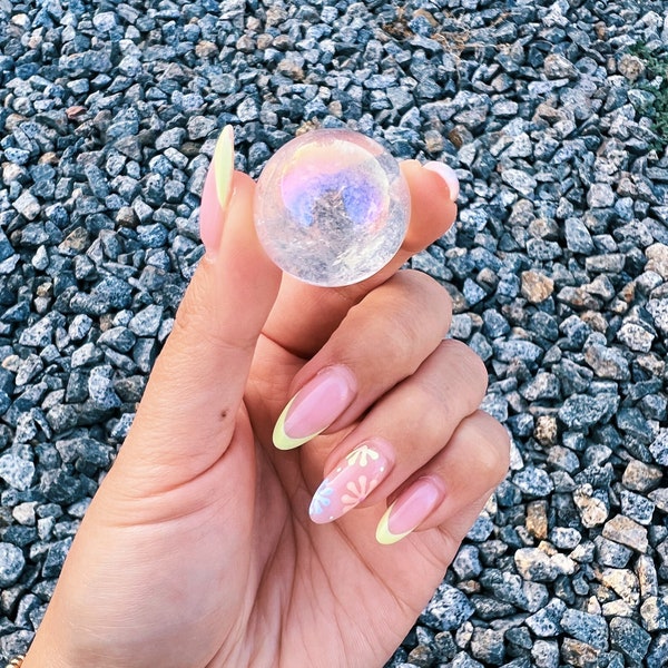 Angel Aura Quartz Crystal 23mm/.9-1 inch Spheres | Angel Aura Crystal Ball | Crystal Healing | Reiki Infused | Geode Collection & Decor