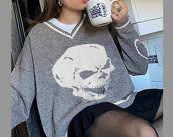 grey skull sweater