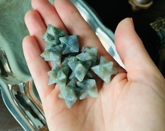 One Mini Labradorite Merkaba Star Crystal / Intuitively Selected For You