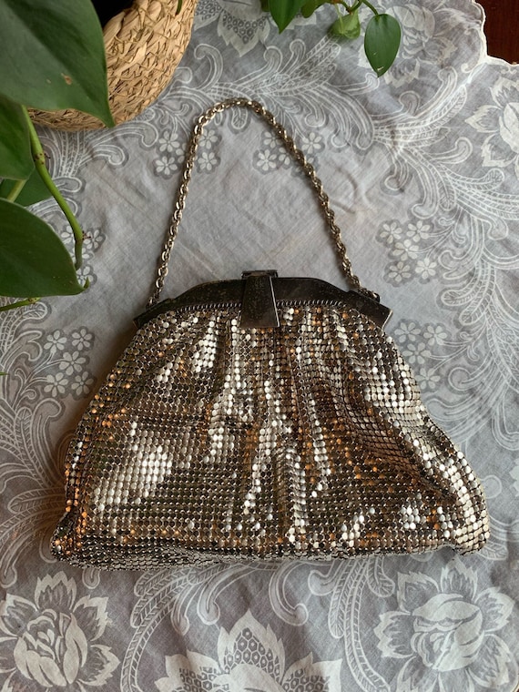 Vintage Small Whiting and Davis Silver Mesh Eveni… - image 1